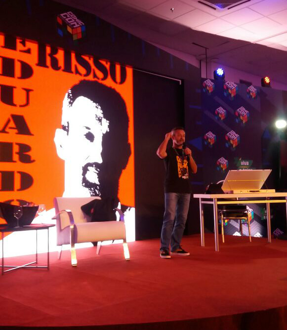 CCXP 2016: masterclasses de Simon Bisley e Eduardo&nbsp;Risso